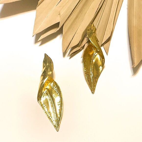 Zara gold leaf twist earrings #663 - Picture 4 of 7